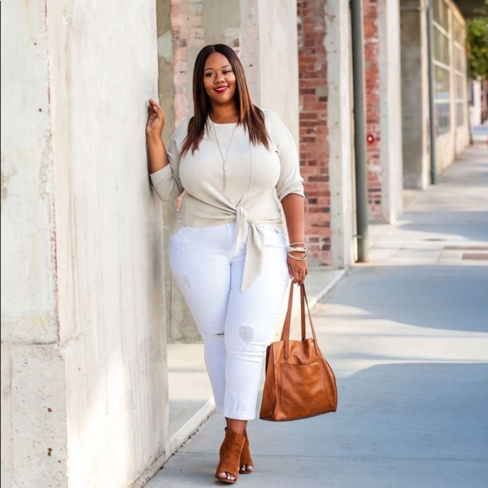 WARM NEUTRALS PLUS SIZE MYSTERY BOX 5 PIECES - Picture 4 of 17